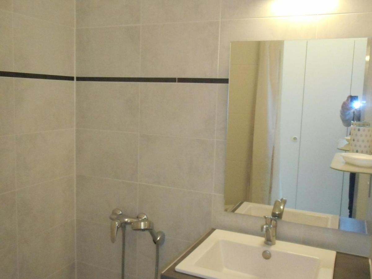 Studio Renove En Bord De Mer Avec Terrasse, Parking Et Wifi A Villeneuve-Loubet - Fr-1-252A-29 מראה חיצוני תמונה